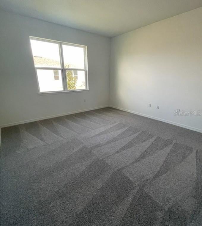 1055 Patriot Loop - Photo 6 of 13