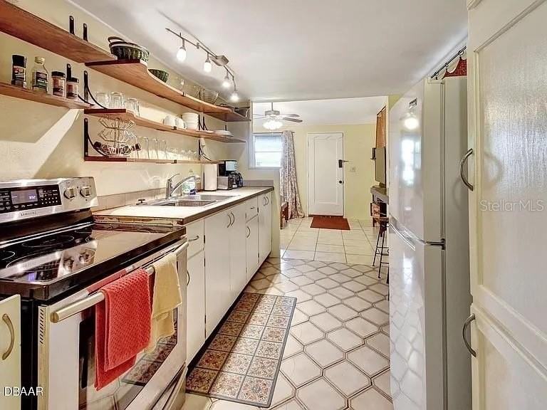 311 N Blue Lake Ter #1 - Photo 5 of 12