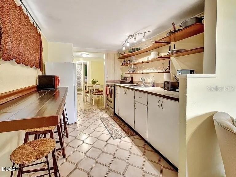 311 N Blue Lake Ter #1 - Photo 6 of 12