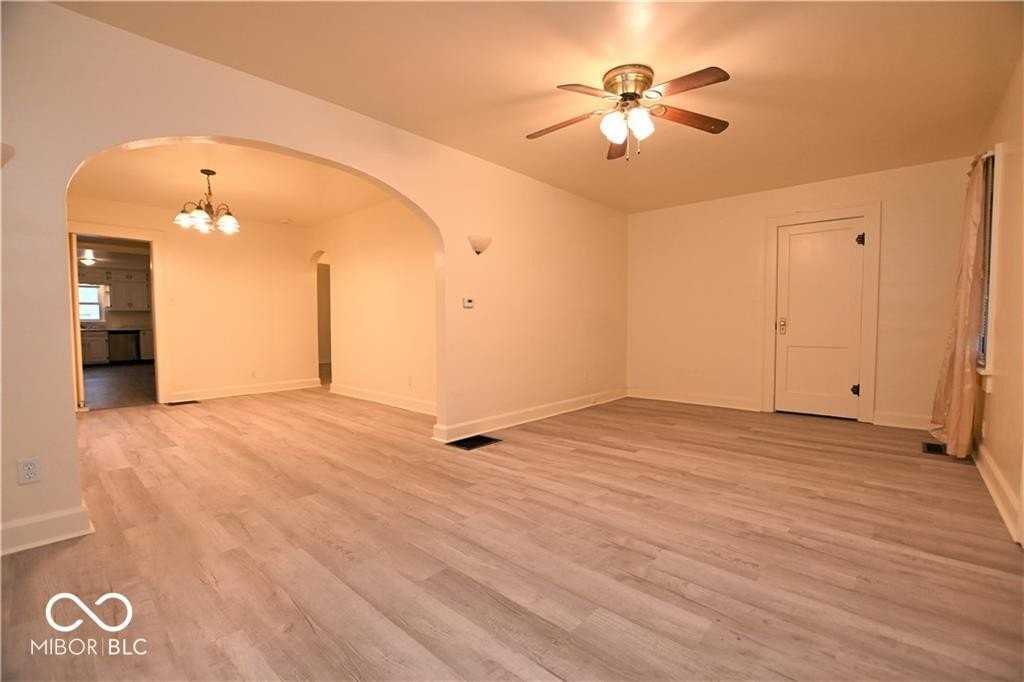 1417 E Bradbury Ave - Photo 4 of 27