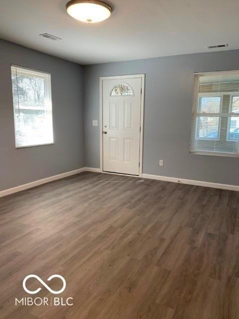 2133 White Ave - Photo 2 of 16