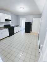 featured image of 40 Benkard Ave Apt 3 #3