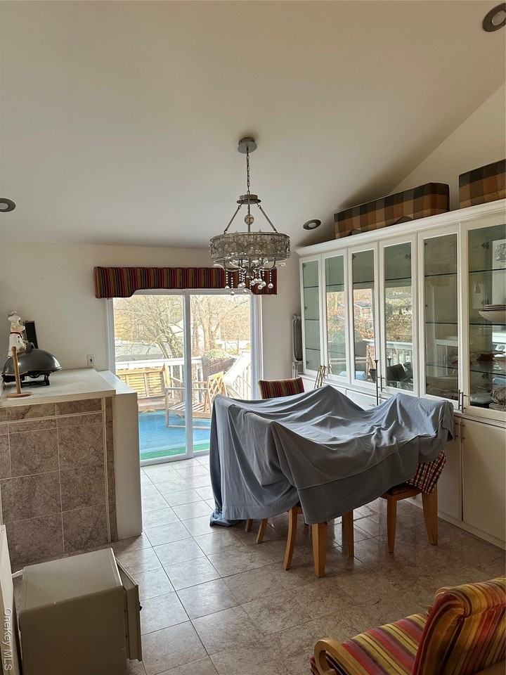 14 Nagle Ln - Photo 4 of 17