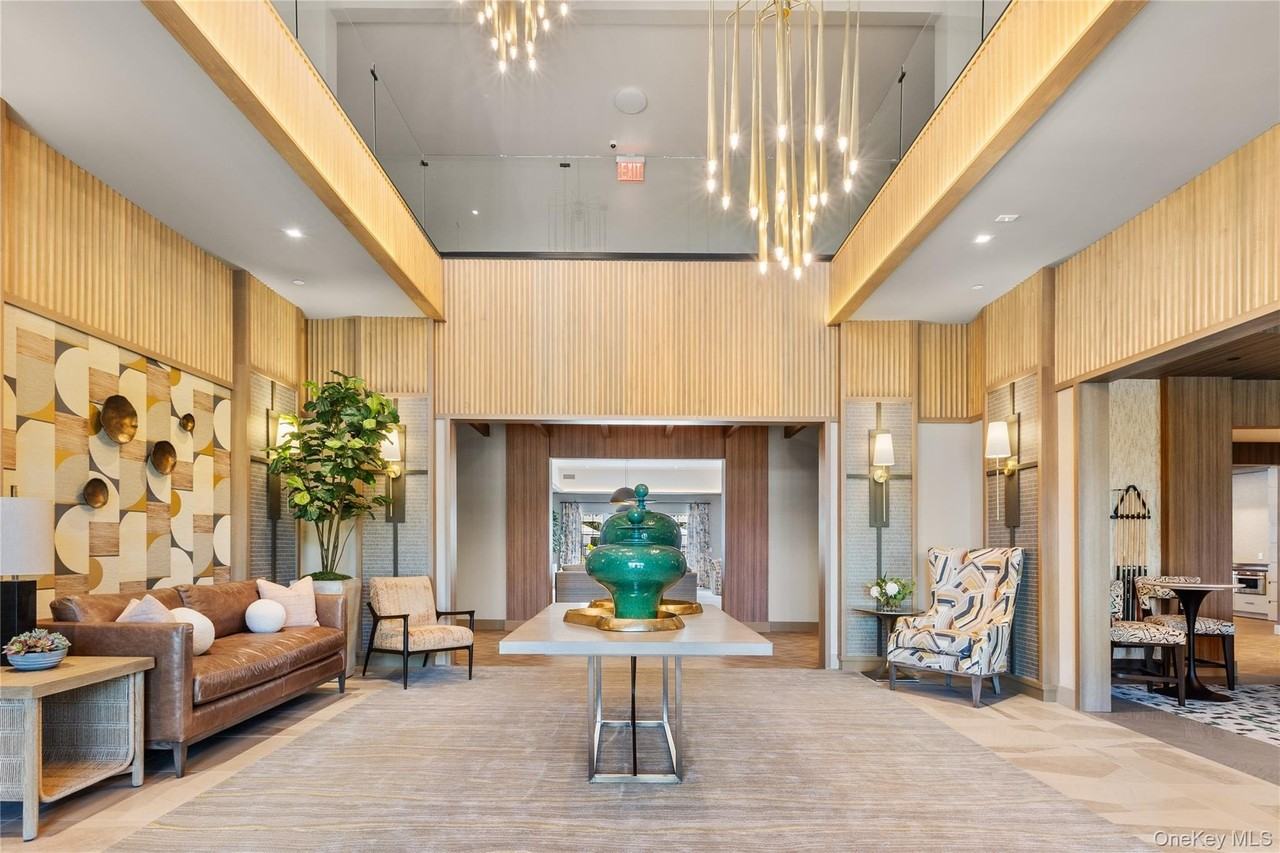 4180 Sunrise Hwy - Photo 3 of 20