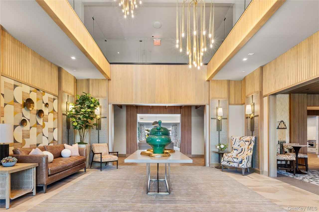 4180 Sunrise Hwy - Photo 3 of 20