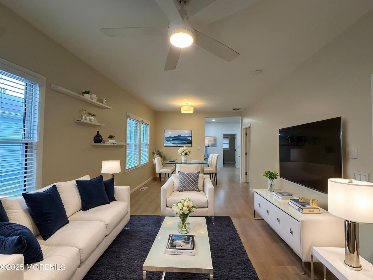 678 Buttonwood Ave - Photo 2 of 12