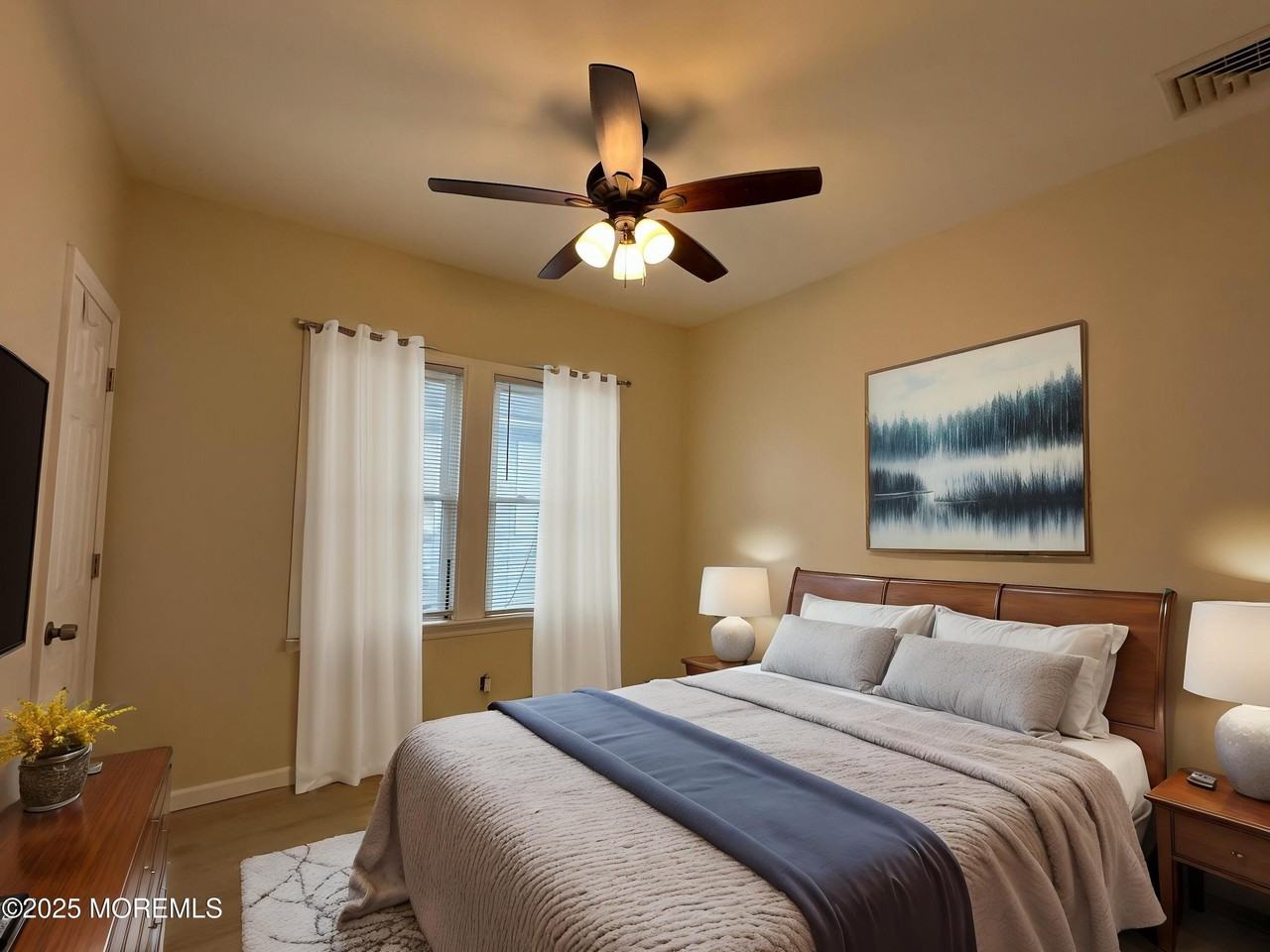 678 Buttonwood Ave - Photo 3 of 12