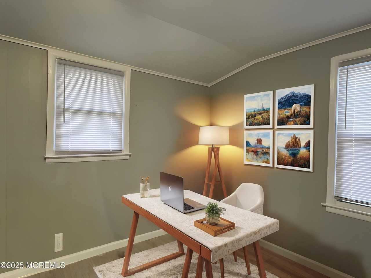 678 Buttonwood Ave - Photo 7 of 12