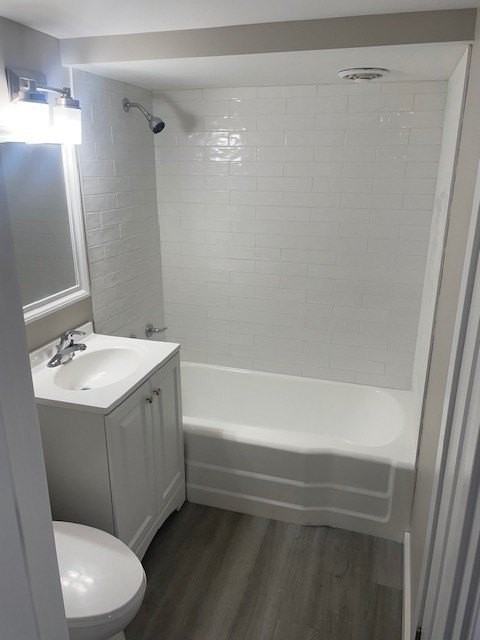 18006 Wentworth Ave Apt 2 #2 - Photo 5 of 7