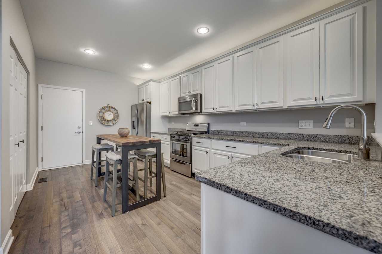 201 Dorset Ave Unit 201 #201 - Photo 7 of 41