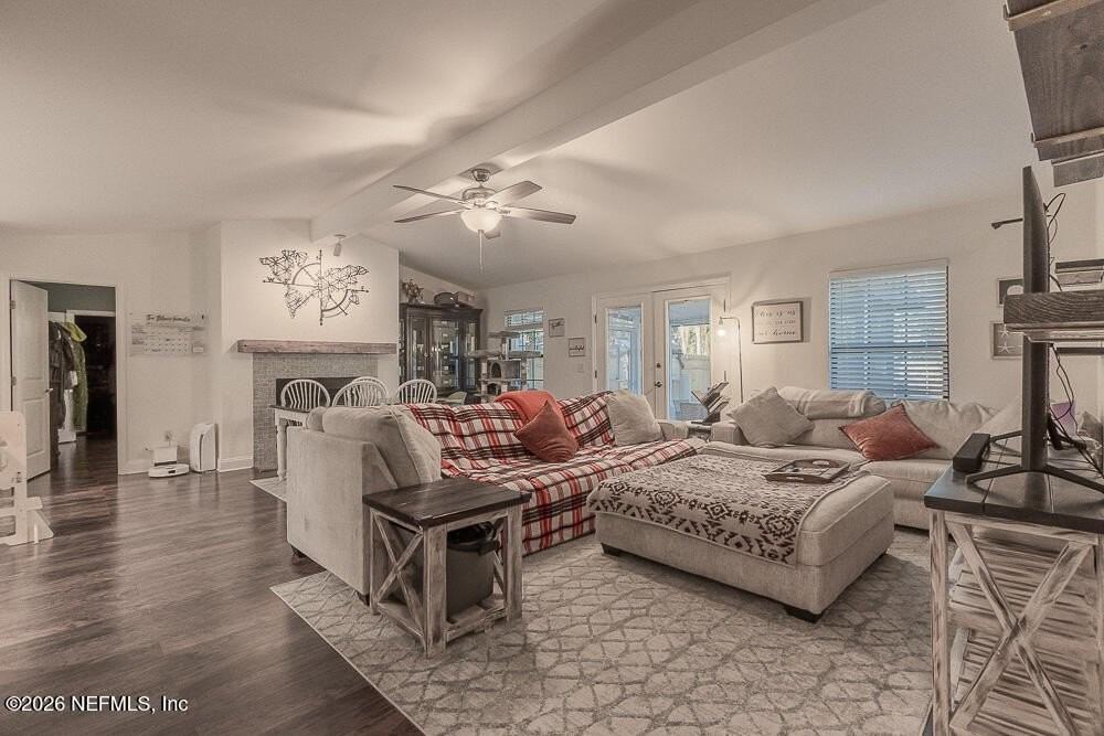 12041 Wren Hollow Ct - Photo 4 of 50