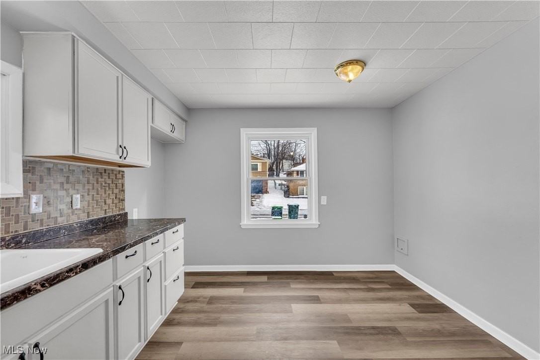 4852 E 94th St - Photo 6 of 21