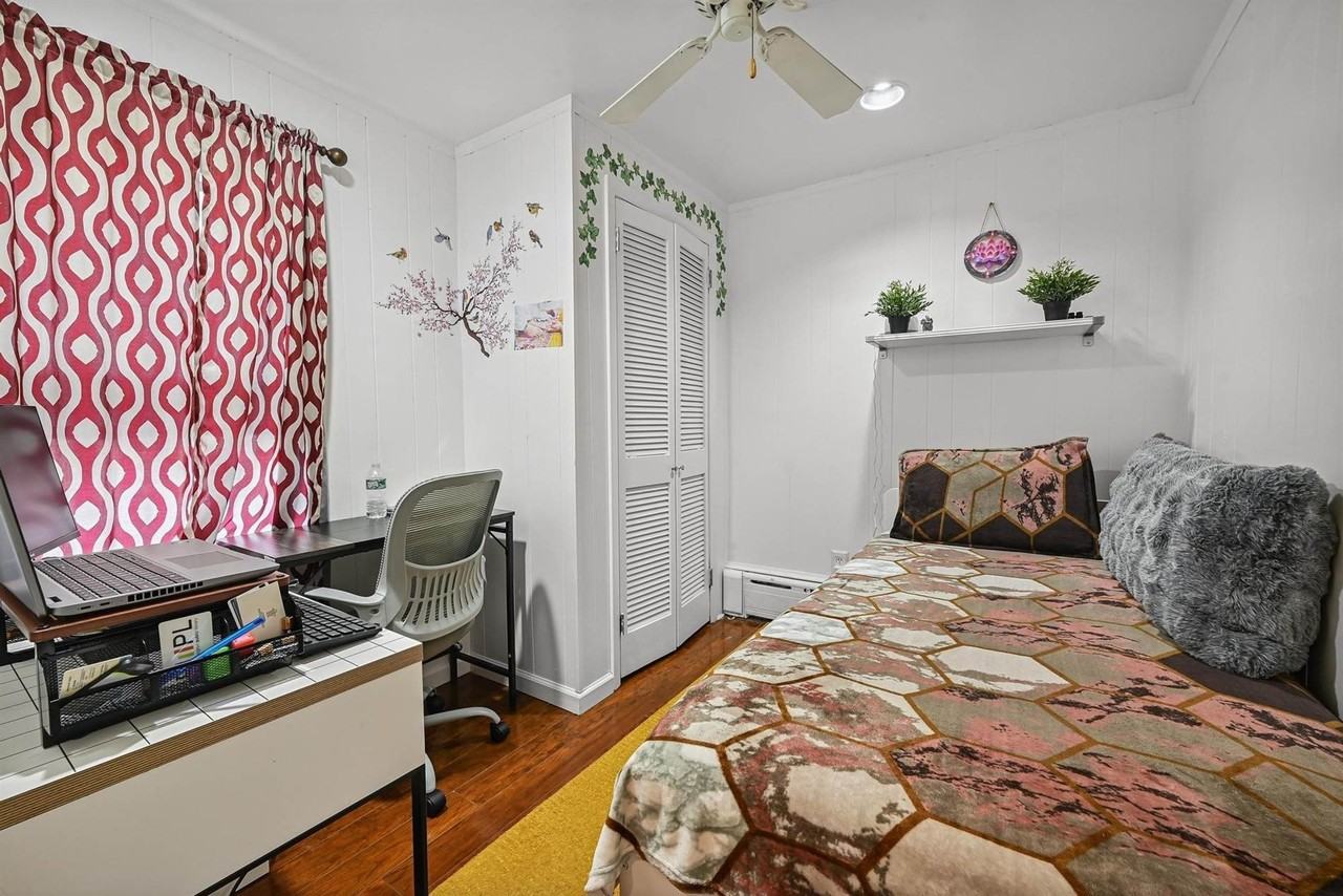 13 Herbert Ave - Photo 6 of 12