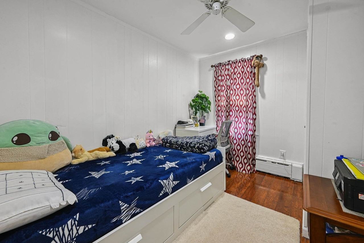 13 Herbert Ave - Photo 7 of 12