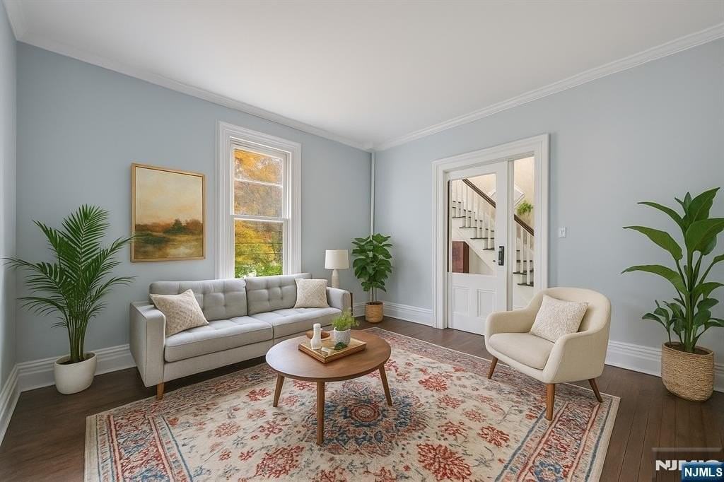 684 Closter Dock Rd - Photo 4 of 30