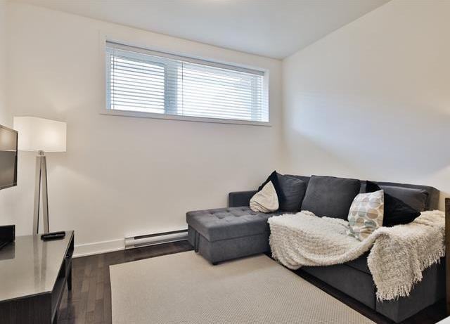 3531 Rue Saint-Dominique - Photo 3 of 8