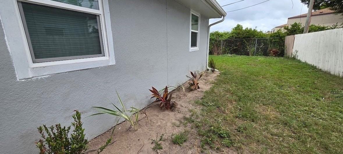 5639 4th Ave - Photo 5 of 25