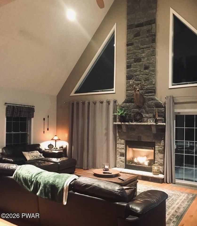 176 Gunstock Ln - Photo 7 of 35