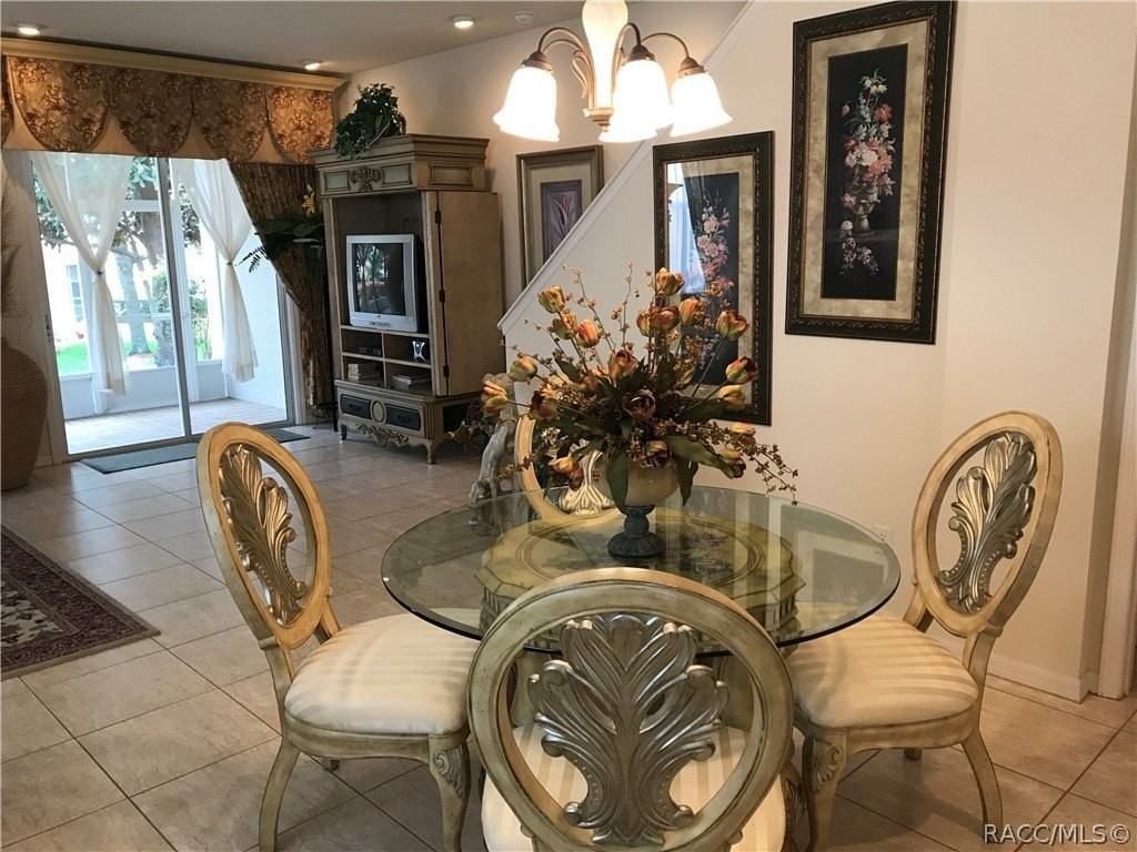 1716 W Lago Loop - Photo 4 of 35