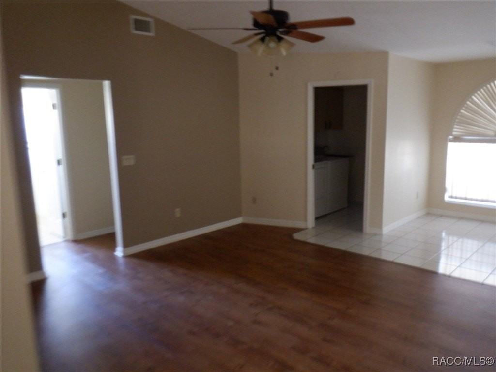 1075 S Softwind Loop - Photo 7 of 42