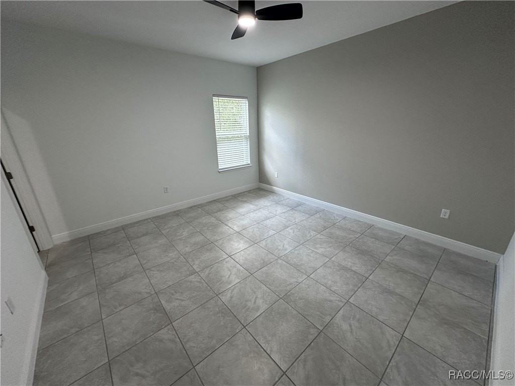 7145 N Heritage Dr - Photo 4 of 13