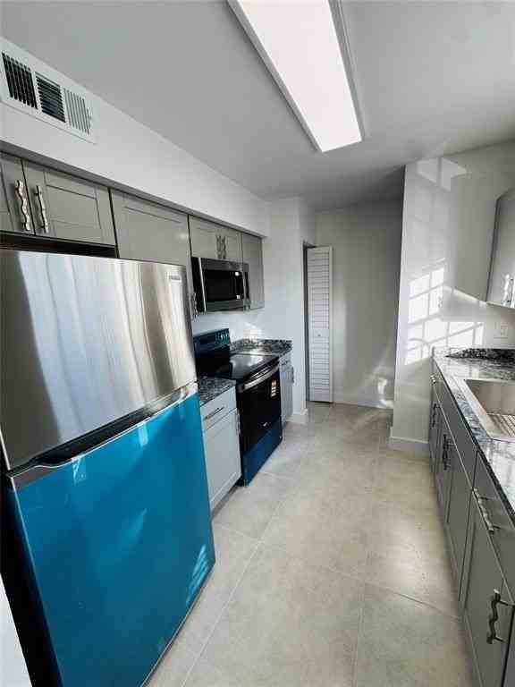 8657 Sw 5th St #201 - Photo 5 of 19