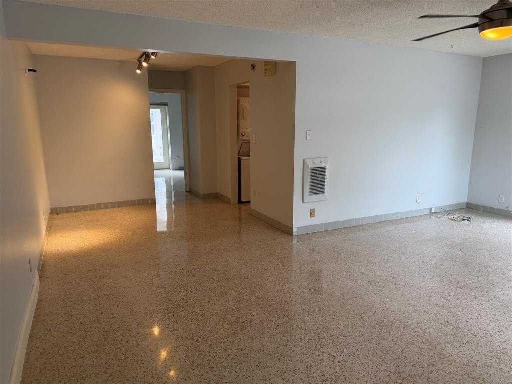 2612 Ne 13th Ct - Photo 6 of 19