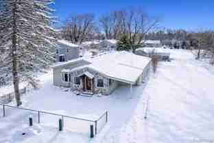 321 Longspur Ln - Photo 1 of 1