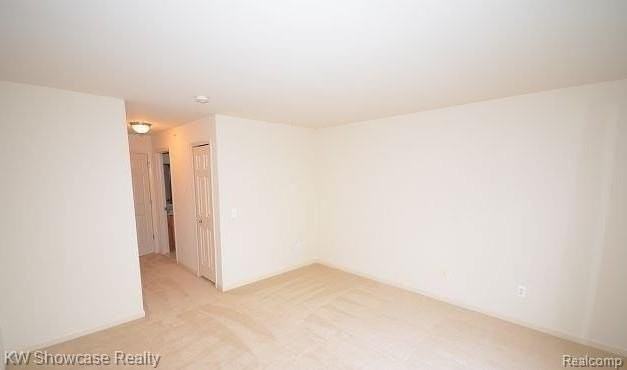 29538 Woodpark Cir - Photo 5 of 14