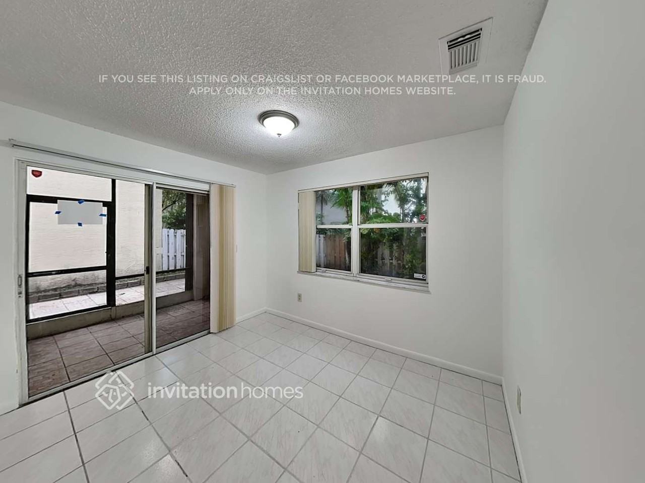 9912 Nw 9th Ct - Photo 6 of 21