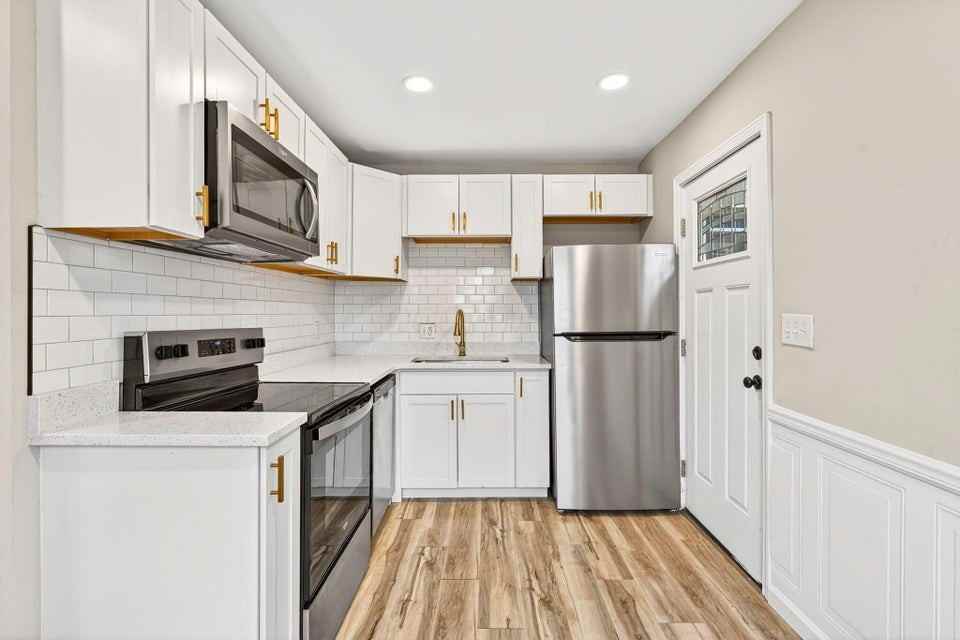 2699 Pontiac St #1 - Photo 3 of 19