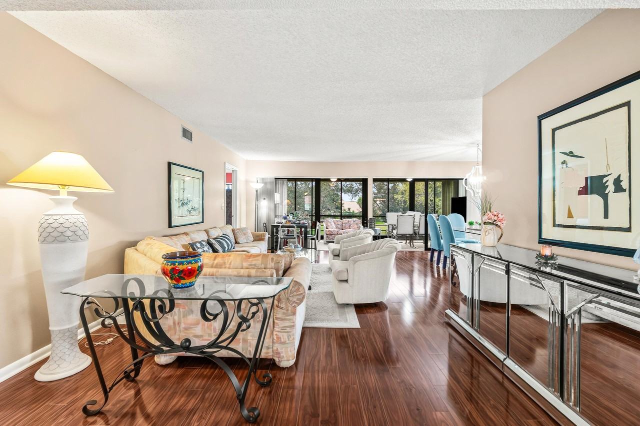 5687 Fairway Park Dr #204 - Photo 5 of 34