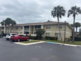 1537 Se Royal Green Cir #202 - Photo 1 of 1