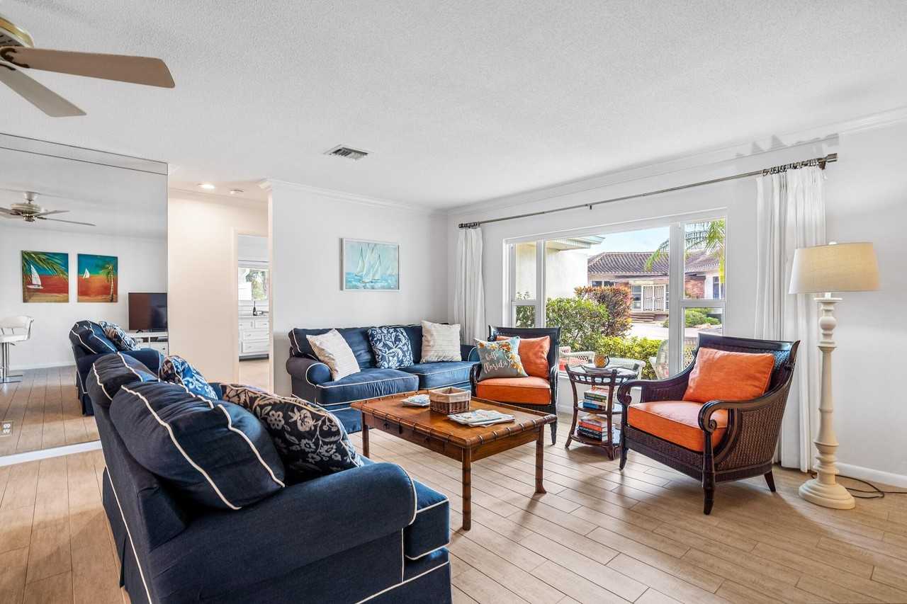 1120 Morse Blvd - Photo 2 of 39