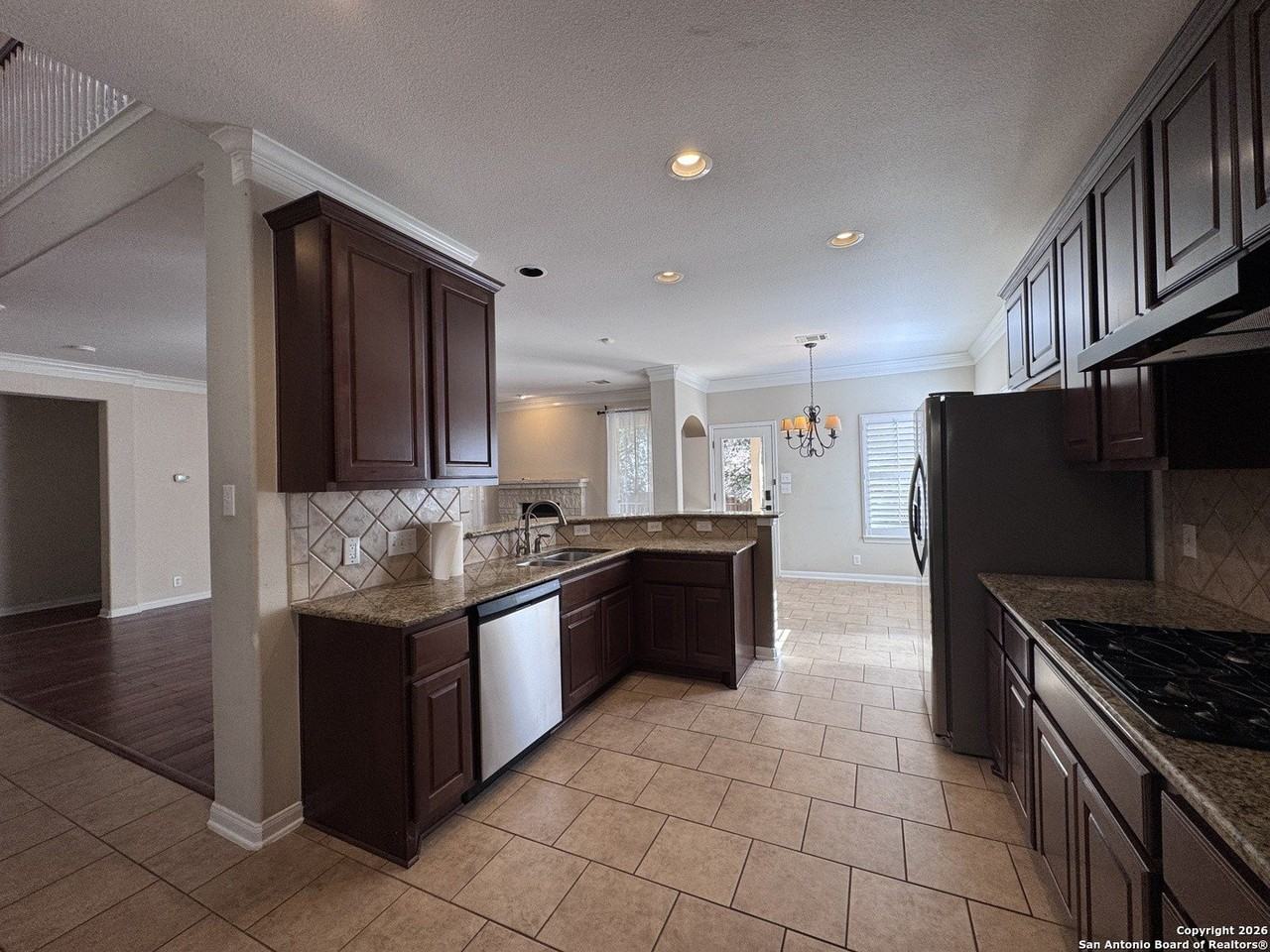 310 Waxberry Trl - Photo 6 of 28