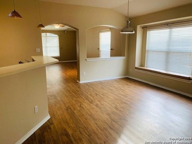 1043 Maltese Gdn - Photo 6 of 14