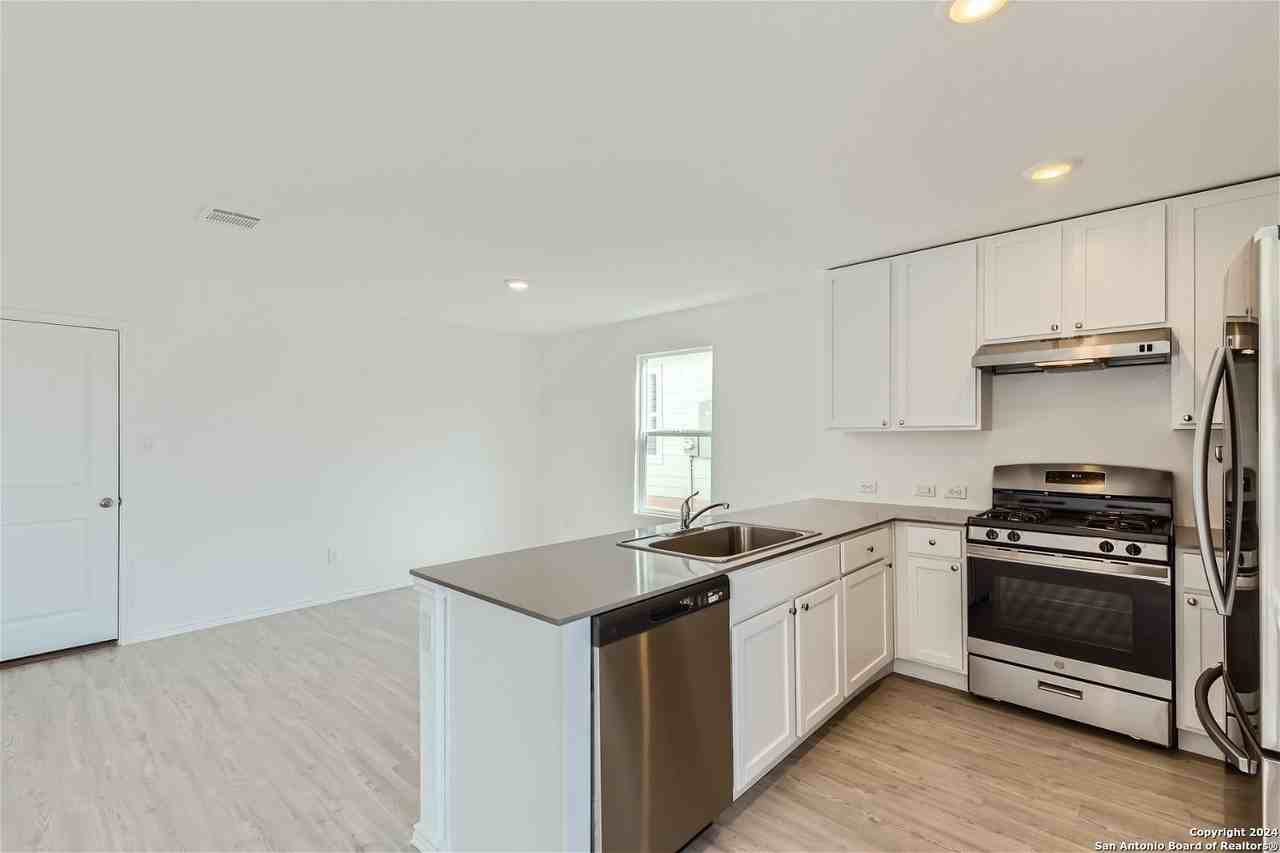 9106 Selene Pl - Photo 2 of 13