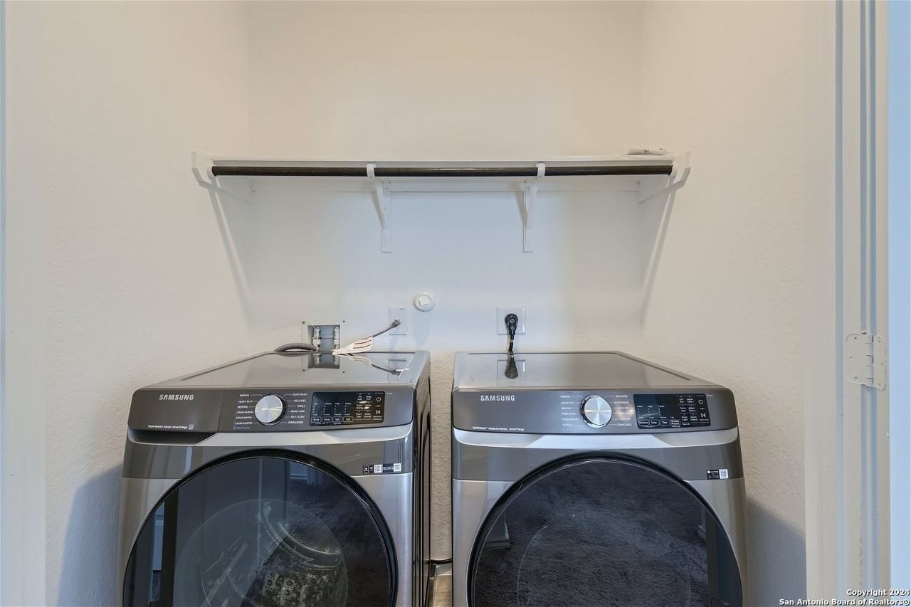 9106 Selene Pl - Photo 3 of 13