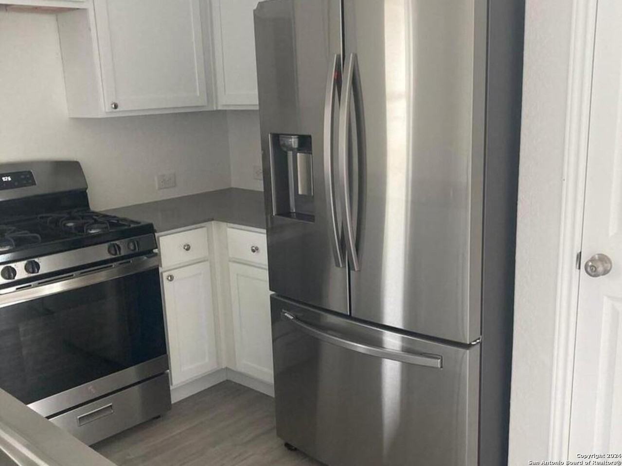 9106 Selene Pl - Photo 4 of 13