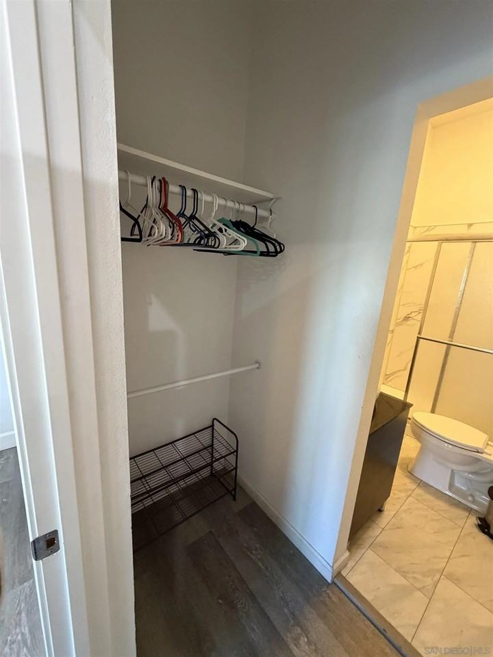 4435 Summer Dr unit: Room For Rent - Photo 6 of 10