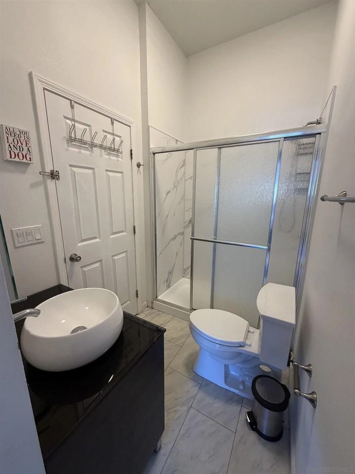 4435 Summer Dr unit: Room For Rent - Photo 7 of 10