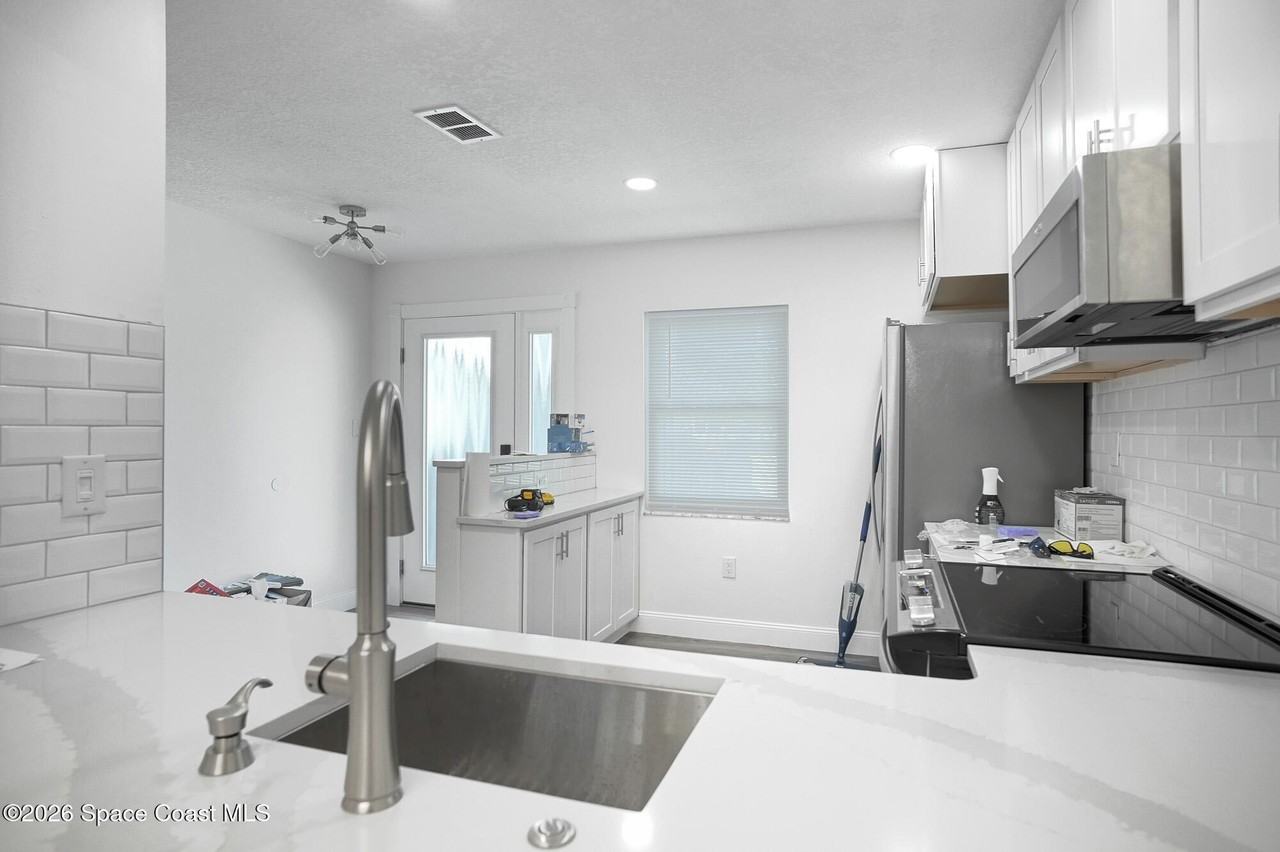 145 Kristi Dr Unit 145 #145 - Photo 6 of 18