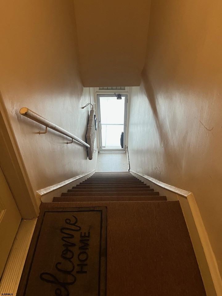 7223 Ventnor Ave - Photo 2 of 26