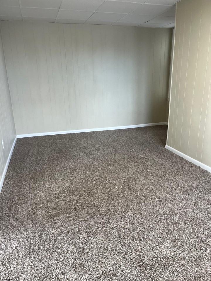 7223 Ventnor Ave - Photo 5 of 26