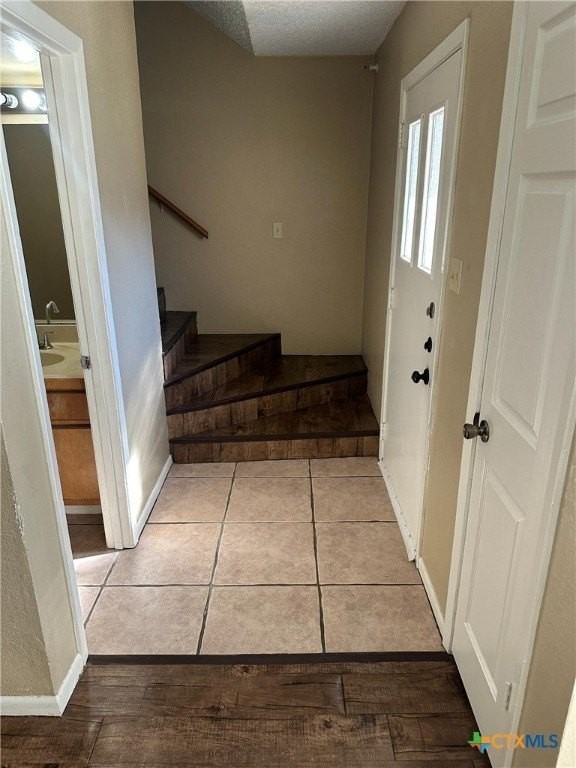 207 Palmwood Dr Apt 2 #2 - Photo 4 of 25