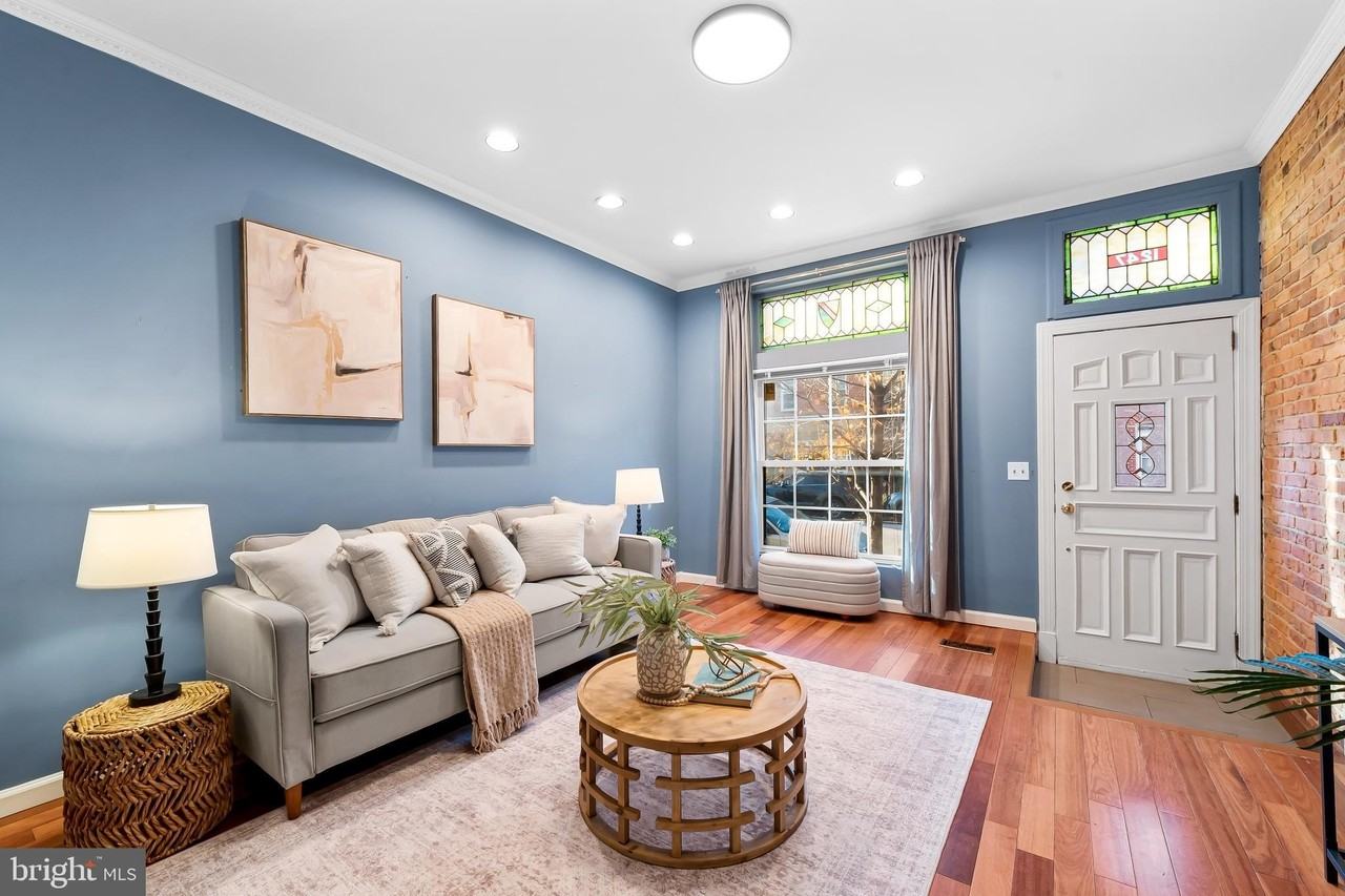 1247 Hull St - Photo 5 of 25