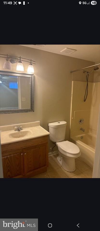 1501 Saint Christopher Ct - Photo 5 of 7