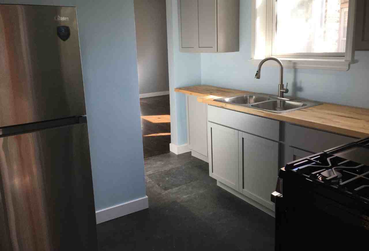 N Marshfield Ave & W Howard St - Photo 3 of 14