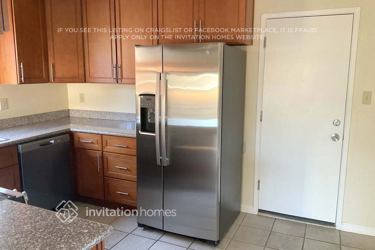 2709 Cabrillo Ct - Photo 6 of 15