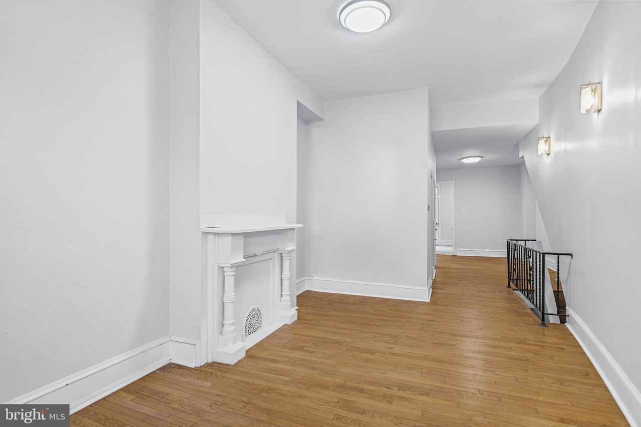 2303 Christian St Unit 1 #1 - Photo 4 of 21